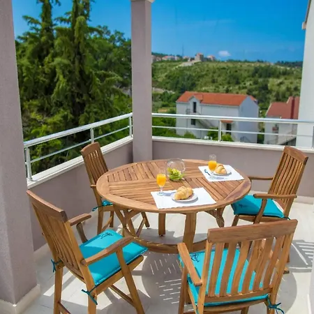 Maris - One Bedroom Апартаменты Цавтат