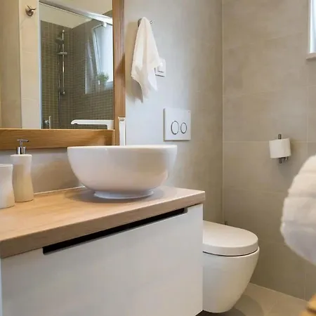 Maris - One Bedroom 公寓 察夫塔特